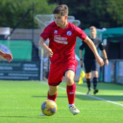 TAImperiale's profile picture. RB. Crawley Town FC Foundation Academy @CrawleyTownCF 🔴⚽️ @HorleyTownFC 25/26 ⚽️ @thebearsBBHFC u23’s 24/25 🐻