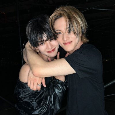 agnatn4tuL0wG's profile picture. sigaw/reading acc, 21