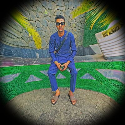 Teaches Solopreners High Income Skills on How You can make $100-1500$ Monthly legitimately, and Personal Brandings too II. WhatsApp link: https://t.co/m0Um8abiAs