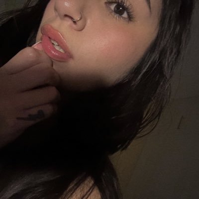 fotitos, música y cigarrillos