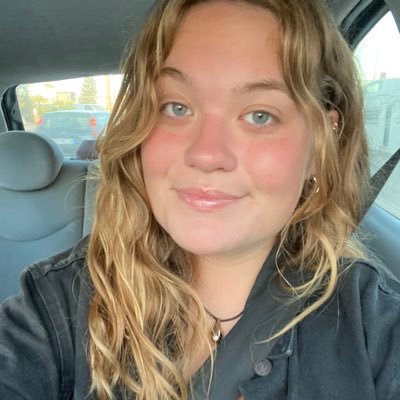 😚😃
