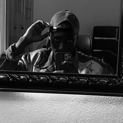 Be yourself..... #CHELSEA.FC💙 🤍#FC/#OUTSIDER