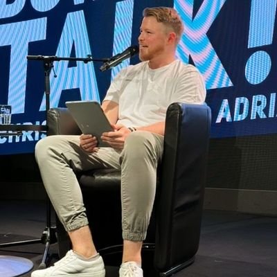 Mann von @JaninaRebekka | NFL-Podcast @Down_Set_Talk | NFL Analyst @RTL_com | NFL Kolumnist @kicker | Instagram: adrianbfranke