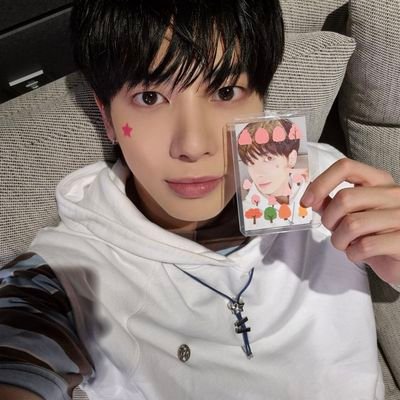 byuniijoo's profile picture. 