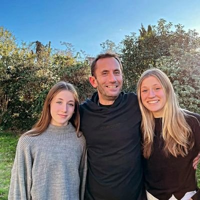 alvarezbayon's profile picture. Agente Inmobiliario  . futuro cercano de corredor y martillero  público.  

Periodista: actualmente corresponsal de TyC Sports. 
Corresponsal de ESPN

instagr