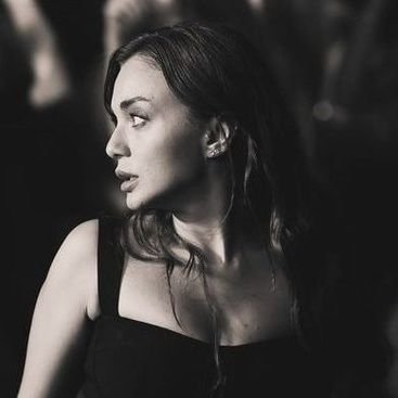 MaryIvy86's profile picture. 💝 #EfYam  #ilhanşen 🖤