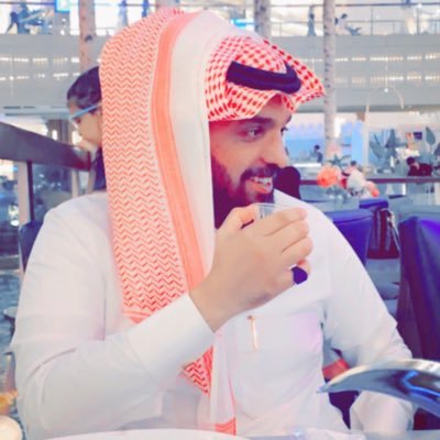 دَع إبتسَامتكَ أولْ مَلامحكَ : فَھي لكَ صِحَة ، وَفِي ﺎلدِينْ صَدقة ، وَفِي ﺎلقَلبْ بَھاء ..