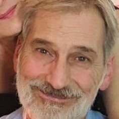 Retirado desde octubre de 2019 por Esclerosis Múltiple. Periodista. Escritor. Radio y televisión. Profesor Universitario. Consultoría y comunicación Política.