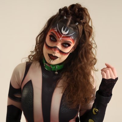 WOW Women of Wrestling 🐈⬛ 1/2 of Animal Instinct - the hunt is on!
@wowsuperheroes