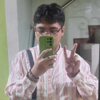 he/him | 🏳️🌈🇵🇭 | VALO: pearto#8685 | rateyourmusic: shiish~ | chem tryhard | 'di ka na bata para sirain ang minsa'y naging mabuti sa'yo
