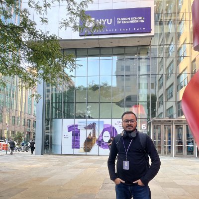 subhrajit608's profile picture. Neuroinformatics researcher 
MSCS student @NYU