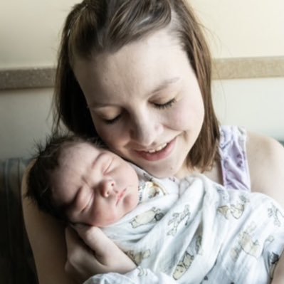 _kittyfantastic's profile picture. wife, mom, and dental hygienist