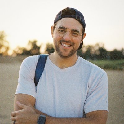 Filmmaker & Songwriter. Lyme Disease Destroyer. Semi Pro Rollerblader. Now making #PortHope w/ Lorenzo Di Bonaventura