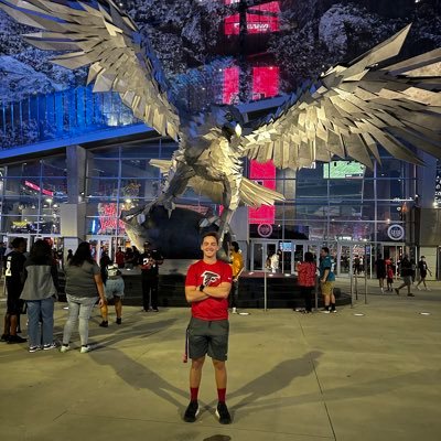 Atlanta sports fan. Fan of Georgia Tech and Wake Forest. Tennis. Western Carolina Graduate