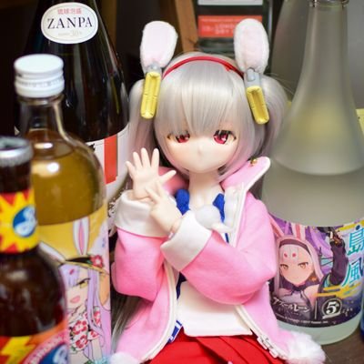 7周年目にしてようやくアズレン用の垢作りました。本垢(@sheshenasu)アズールレーンとラフィーちゃんと船が好き。あとバイクと車も。気軽に絡んでください!一応元海JK🛳️