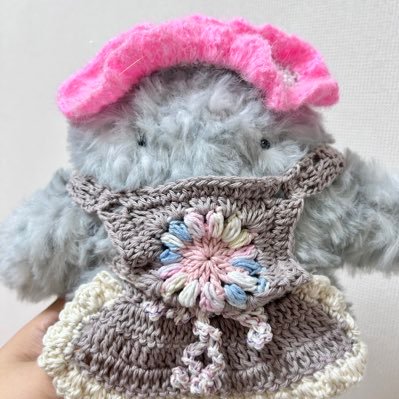 amimonobeginner's profile picture. 関東の清楚な30代/かぎ針編みがすき 無言フォローすみません