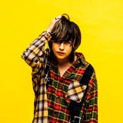 vocalist/enacity🌰REYってバンドで歌ってます。作詞作曲▶︎@REY_baby_babu