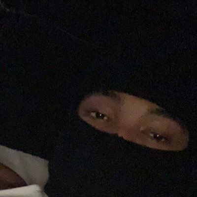 STRAIGHT MALE CONTENT CREATOR 👻 LONG_STROKER9