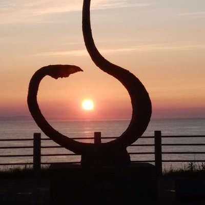imatyan330's profile picture. かなりの読書好きです
作家さんのつぶやきが楽しみです
地味なポストになりますが、文章のみに拘っています