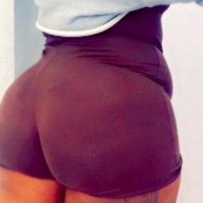 axele_401's profile picture. Brown Skin Dream ✨Fatass Smart Mouth 🙂‍↔️