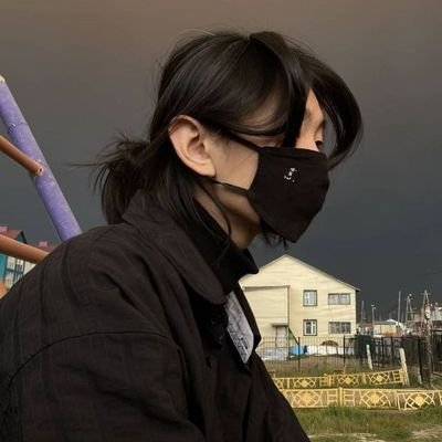Angelainthehell's profile picture. 
