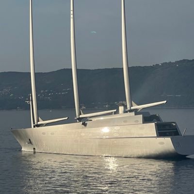 sarrieslaad's profile picture. Real estate, finance, AI, tech, rugby union & LUFC.