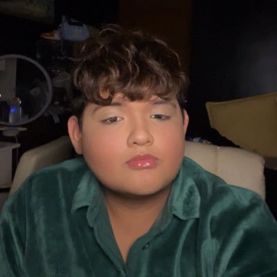 crazysushii's profile picture. new acc😘