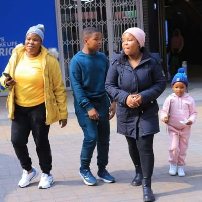 itsarelo19109's profile picture. 