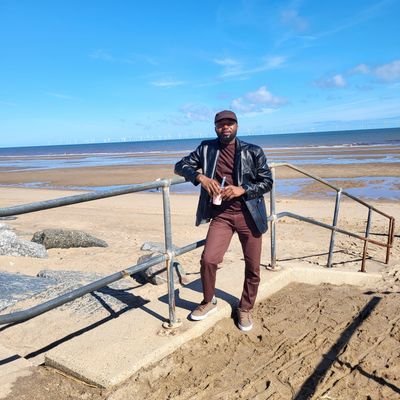 talk2asquare's profile picture. Peacemaker