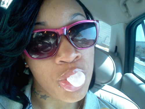 lelebadd22's profile picture. 