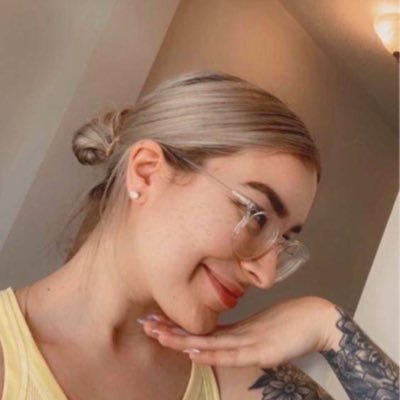 I’m massage therapist and mistress with vast experience in bdsm lifestyle 🥰