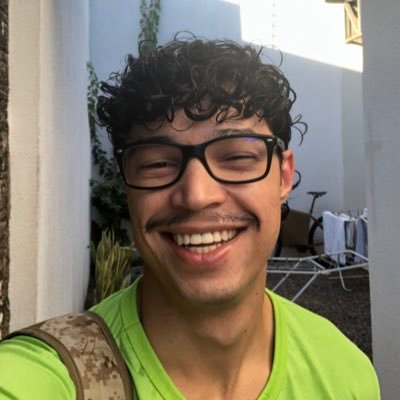 sorrisoAndrew's profile picture. Eu mesmo, vulgo Sorriso! Cientista de dados em formação 🎲 Fã de O Senhor Dos Anéis 🧙‍♂️