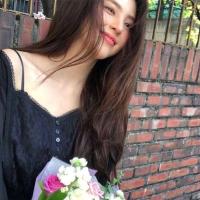 juara1cengeng's profile picture. bussines woman {}