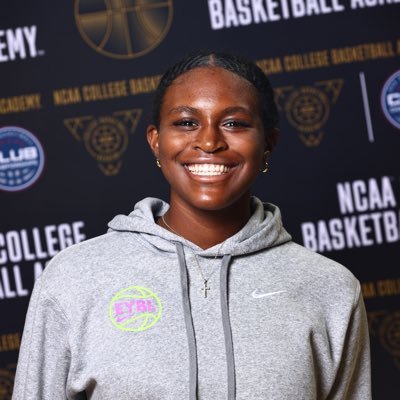 Sydney Marshall Profile