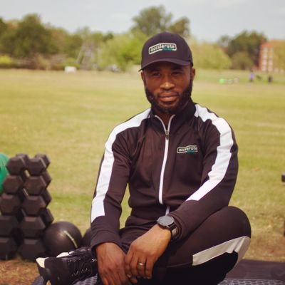 sonaltessekyezu's profile picture. Servant| Husband| Dad| Personal Trainer| Injury Rehab| Couch to Marathon Training|
Founder @acceleratefit1
Instagram @altesse_kyezu 🇨🇩