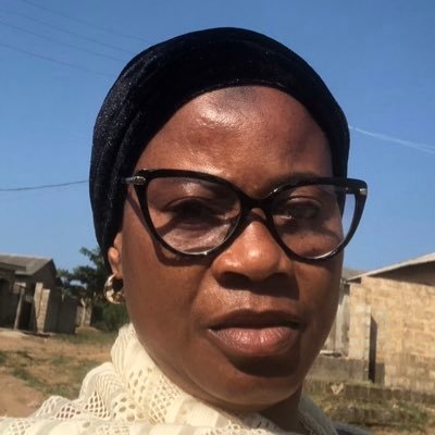 saidatAbiola12's profile picture. 