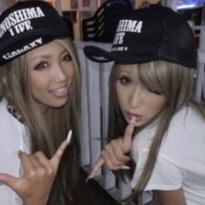 pancholoveers's profile picture. 