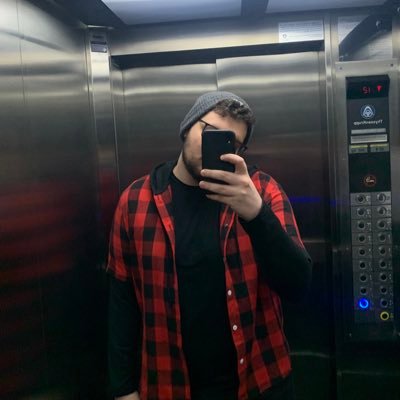 andreschmidt01's profile picture. Toco guitarra, falo de jogos e torcedor do São Paulo. Amo o West Ham tbm | 23 anos