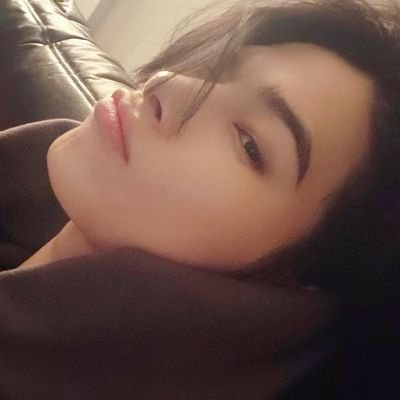 nrkbluu's profile picture. reader