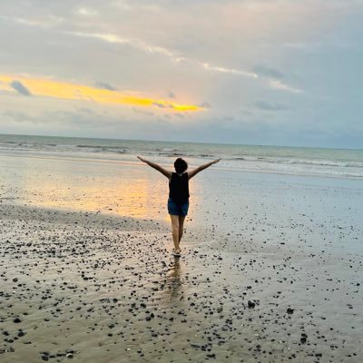 Eirina3's profile picture. Yo no veo mi mundo reflejado en sus ojos, amiga íntima del equilibrio: Mariuska!!