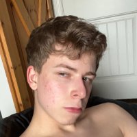 UuziBoi_ (@boiuuzi32) 's Twitter Profile Photo