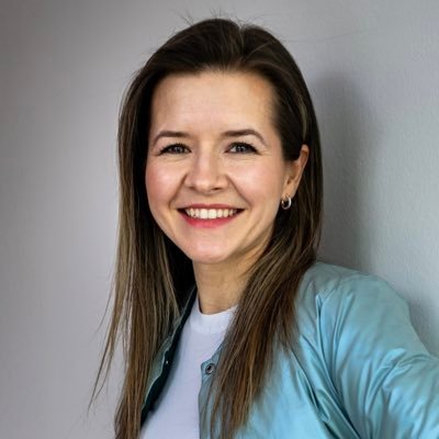 VR & AR Expert | Metaverse & NFT Evangelist | Founder of women community #HolkyvMetaverse | @WiiT_Europe Ambassador 🇨🇿 | Speaker | Mentor | Mom