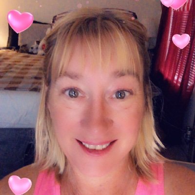 vicki49104121's profile picture. Love taking pictures of all things with my Nikon D3400.