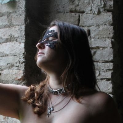 Profilo quasi inattivo, ma... mai dire mai! (gestito da Lei e da Lui) https://t.co/xmRMRfmWe1
