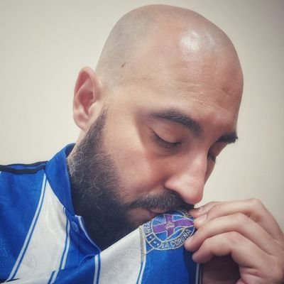 Antifascista.
Socio do Deportivo da Coruña.
Peña Chamberí.
Socio do Parrulo Ferrol F.S.
Simpatizante do Bayern Munchen.
Fan de Fernando Alonso
#NosVanAVerVolver