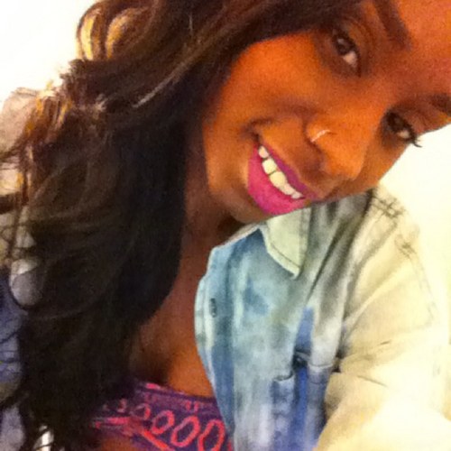 Tkickz's profile picture. Yo gurl really think u with her..but u stay calling and following me on twitter!!! T.F