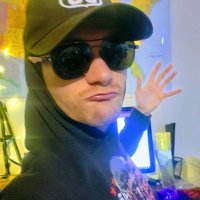 S J (@smiltastic) 's Twitter Profile