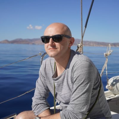 Freelance motoring personthing. I make things about cars for money. Not here often any more - same U/N on all the others.