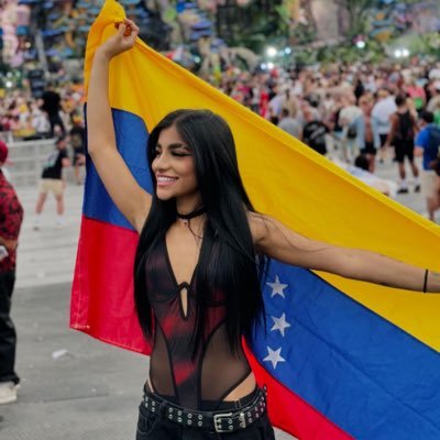 Tu fuente de información más actualizada sobre la tiktoker Yurielkys Ojeda. Activa las notificaciones para no perderte de nada !