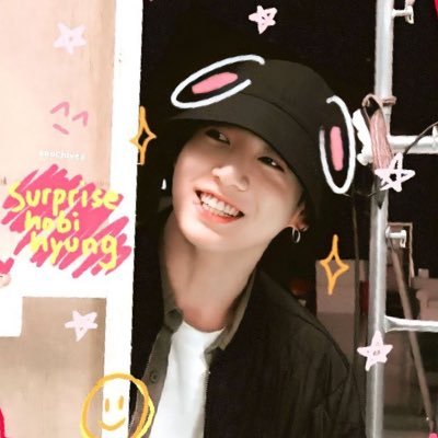 #𝐅𝐀𝐊𝐄 : captivates all hearts with his 𝗺𝗼𝘃𝗲𝗺𝗲𝗻𝘁𝘀 and vocals. born to be proud golden maknae 𝘀𝗶𝗻𝗰𝗲 1997 ⋆ best boy named Jeon Jungkook.